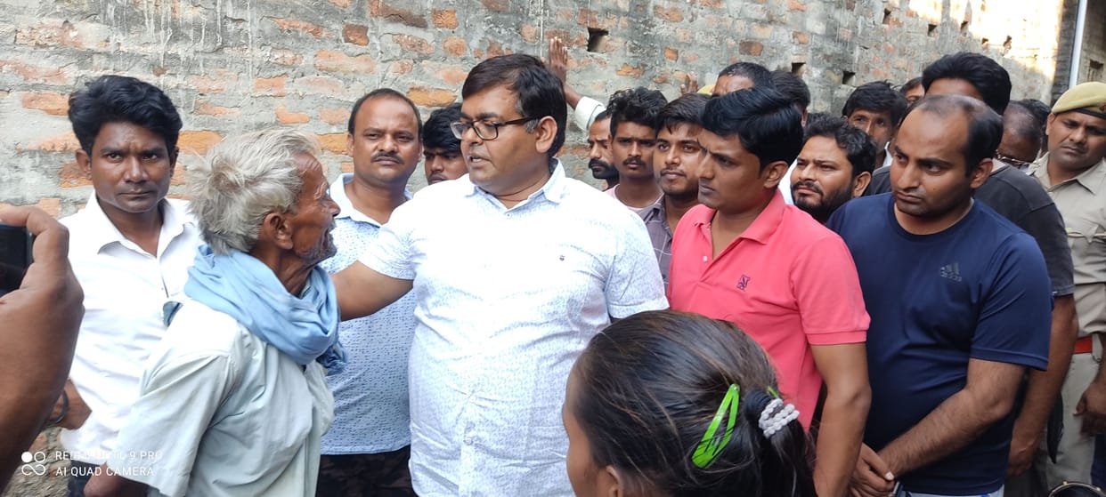 to save from flood, got shelter in marriage house, death arrived here too