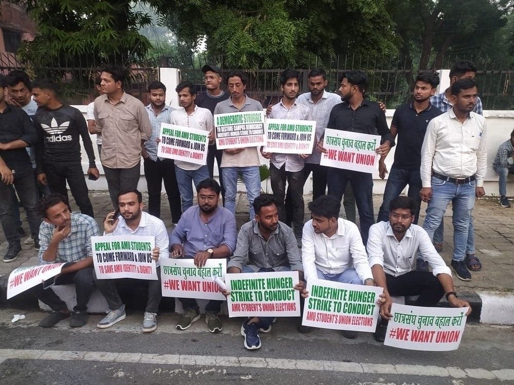 Students sitting on hunger strike demanding student union elections