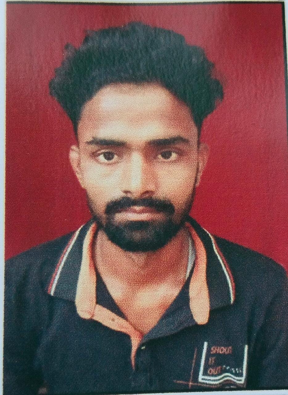Hardoi, The bodies of two laborers came to the village from Andhra Pradesh, shouted