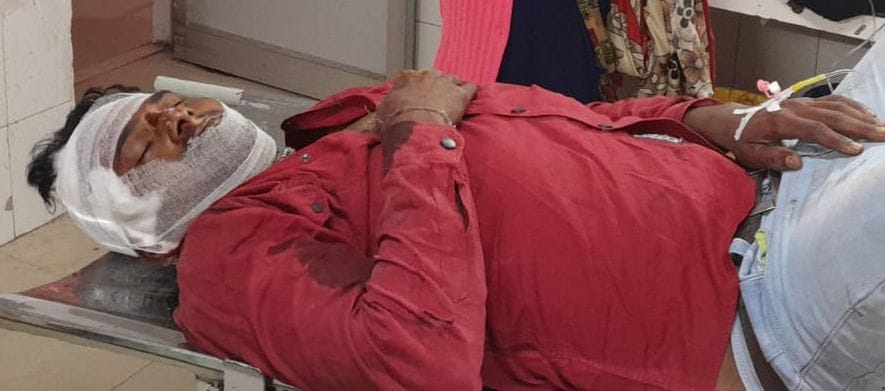 Auraiya: Uncle-nephew seriously injured due to car collision, refer