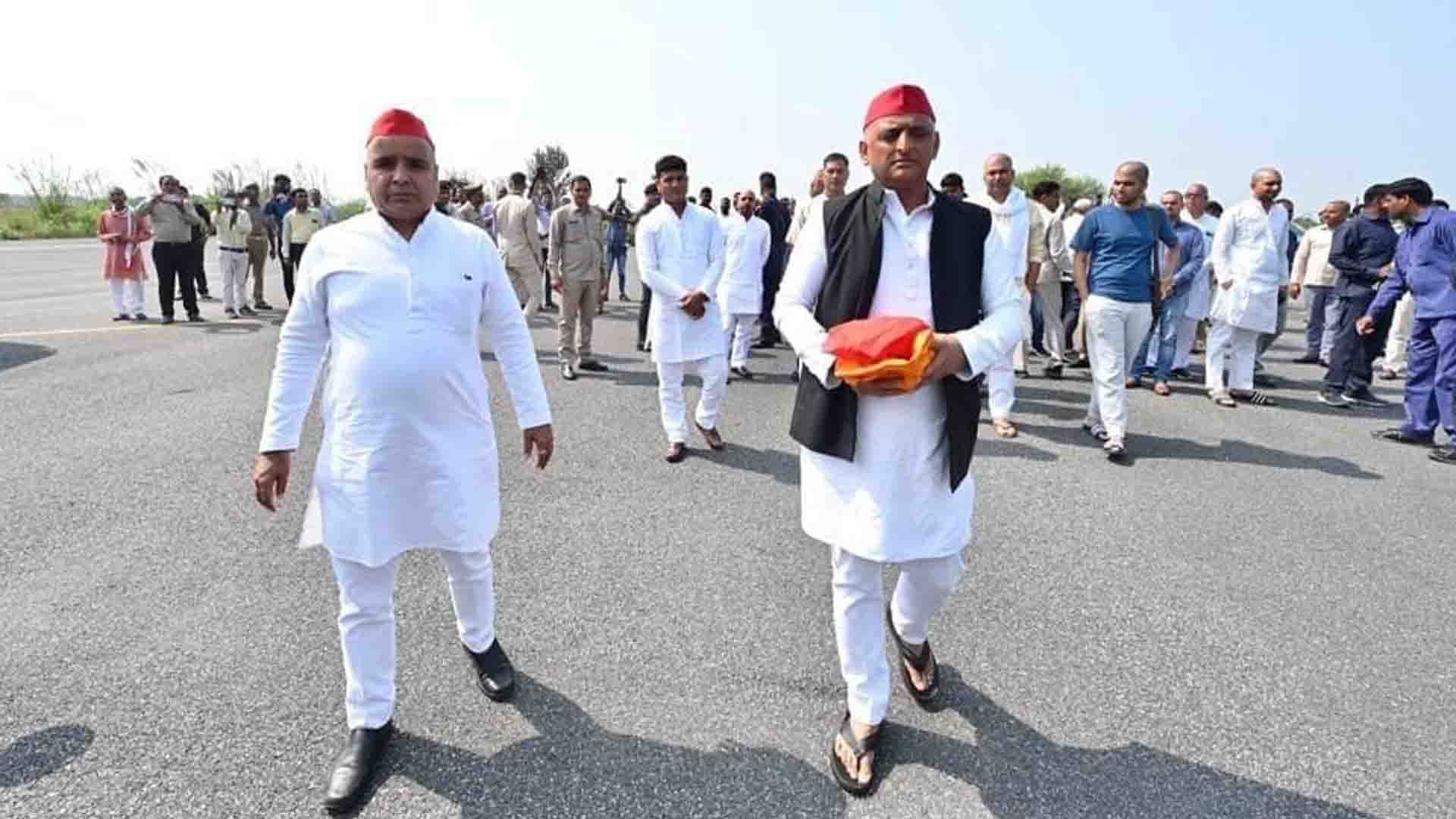Mulayam Singh Death: Immersion of ashes of Mulayam Singh Yadav