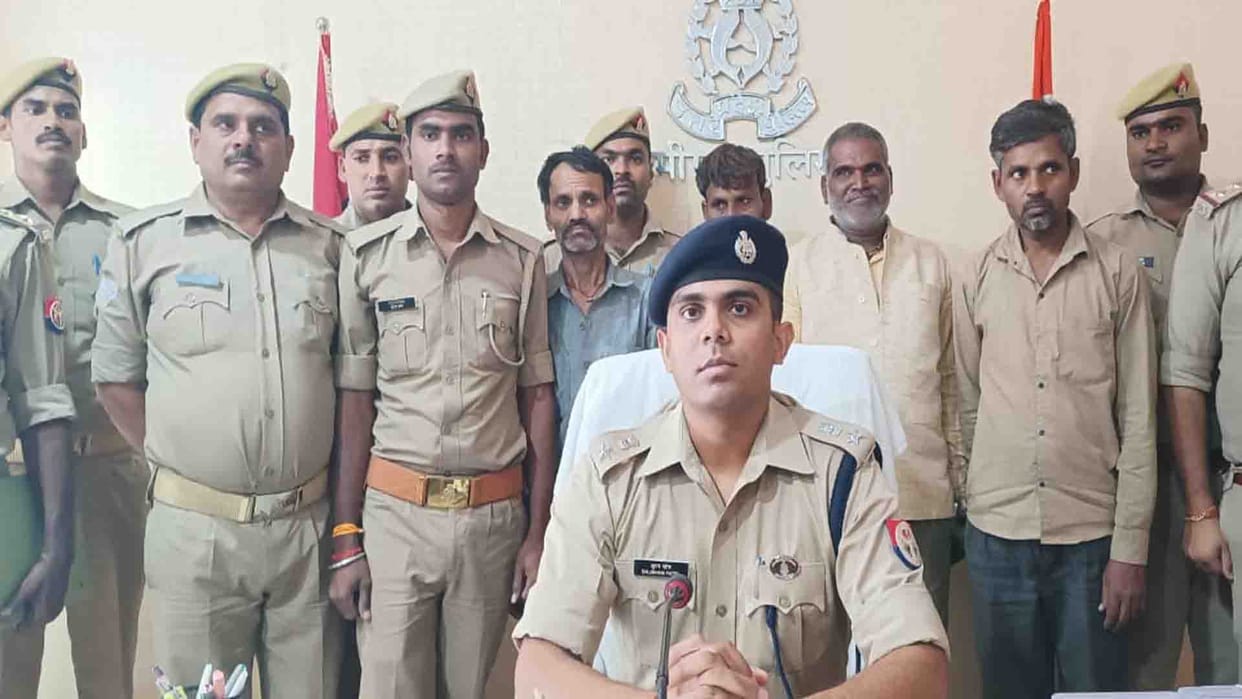 Hamirpur: Police raided and caught arms factory, four arrested