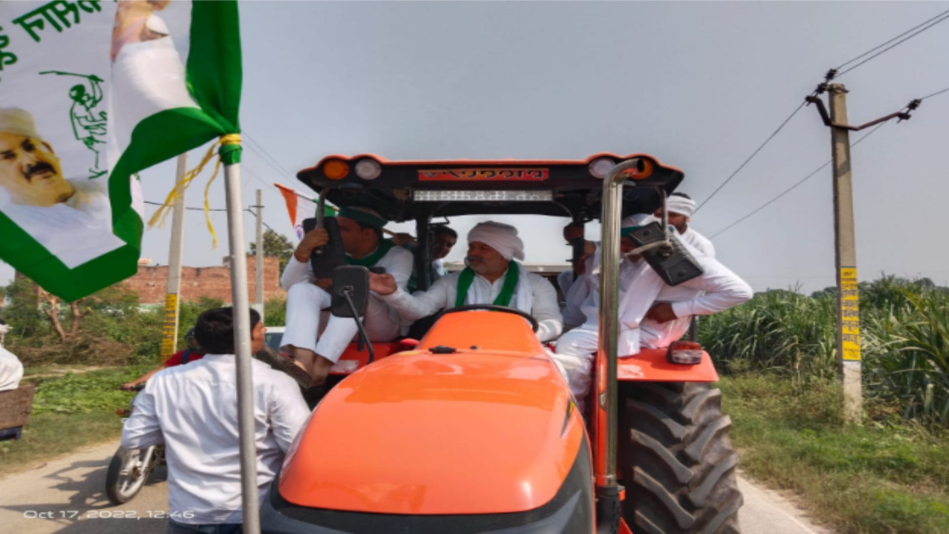 Muzaffarnagar: Rakesh Tikait said that no one will touch the tractor of farmers see photos