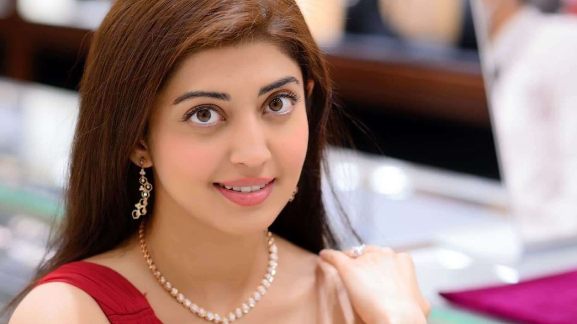 Pranitha Subhash Birthday know untold facts about south actress