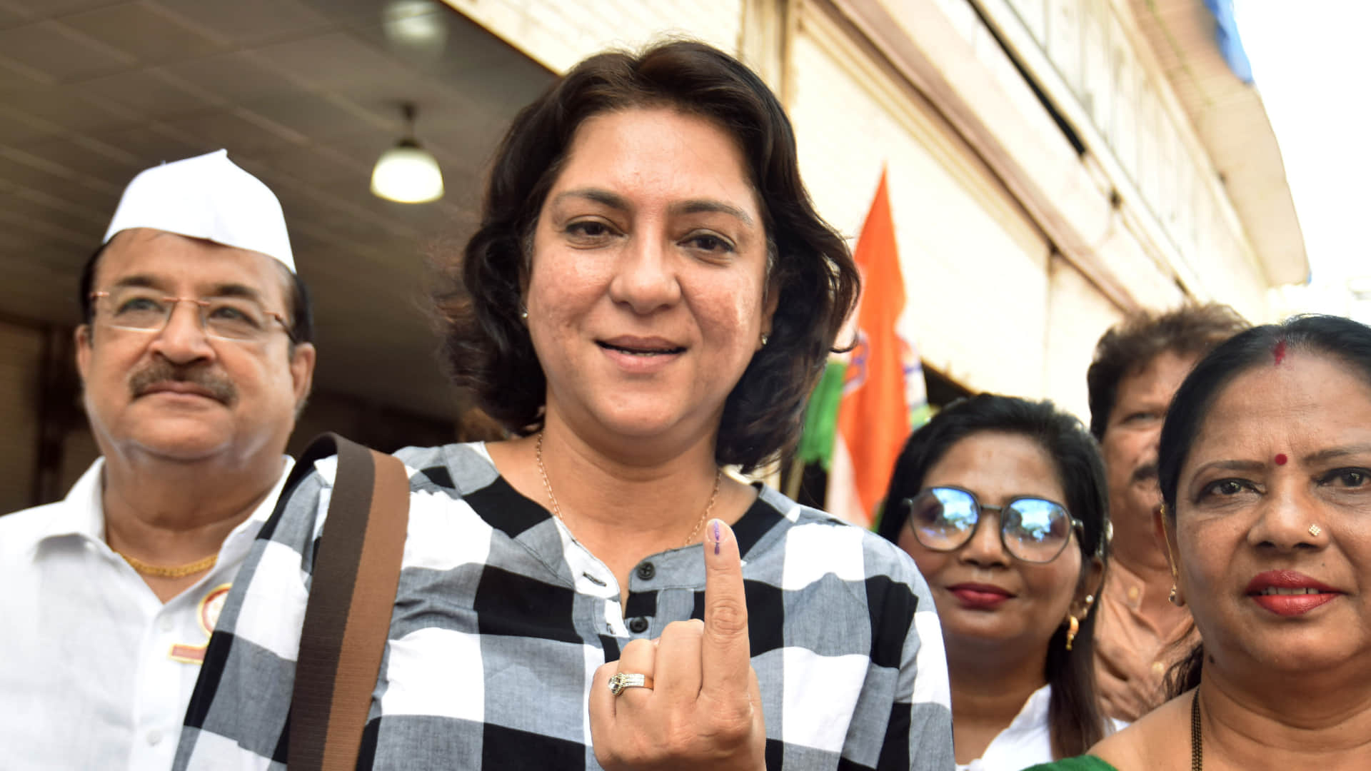 Congress President Poll Photos Election Results Sonia Gandhi Rahul Priyanka Gandhi Latest News Update