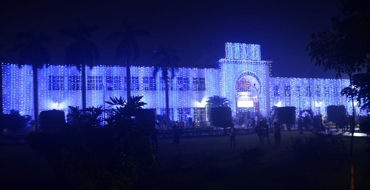 Foreign scholars were also convinced of Sir Syed's ability