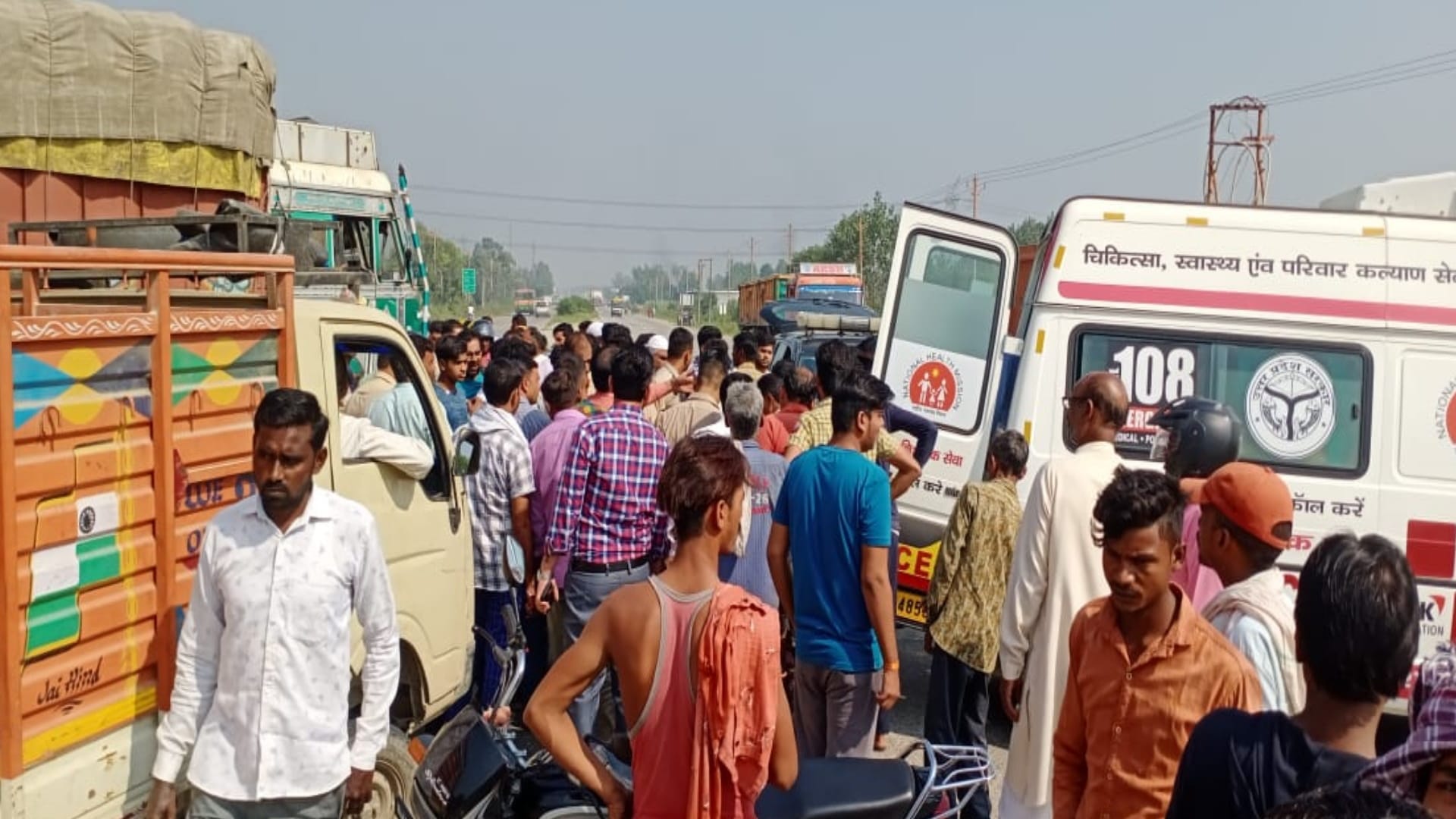Saharanpur: car collided with the truck, five injured including the woman, couple died in the hospital