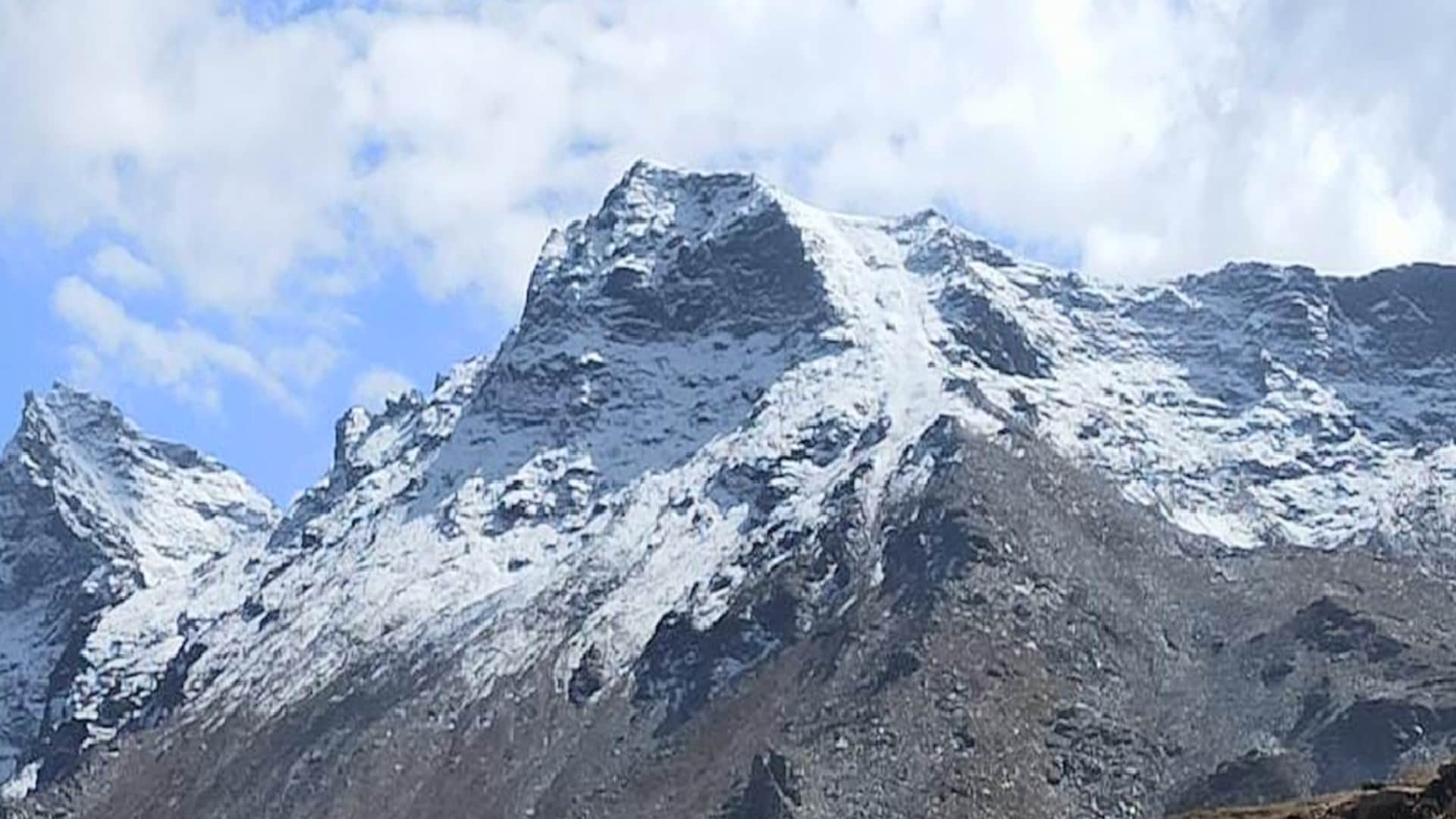 Himachal Weather update, hailstorm in Chandra valley, light snowfall on high peaks