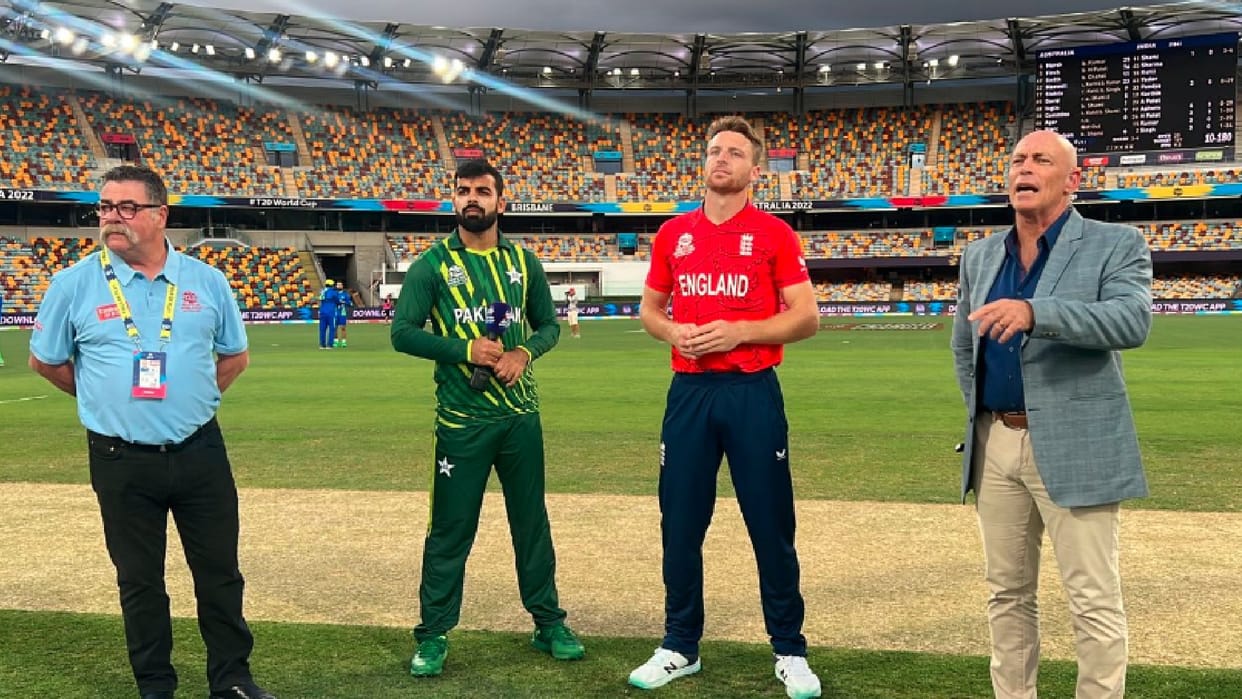 PAK vs ENG Warm Up Match Live Score: T20 World Cup 2022 Pakistan vs England Cricket Scorecard News in Hindi