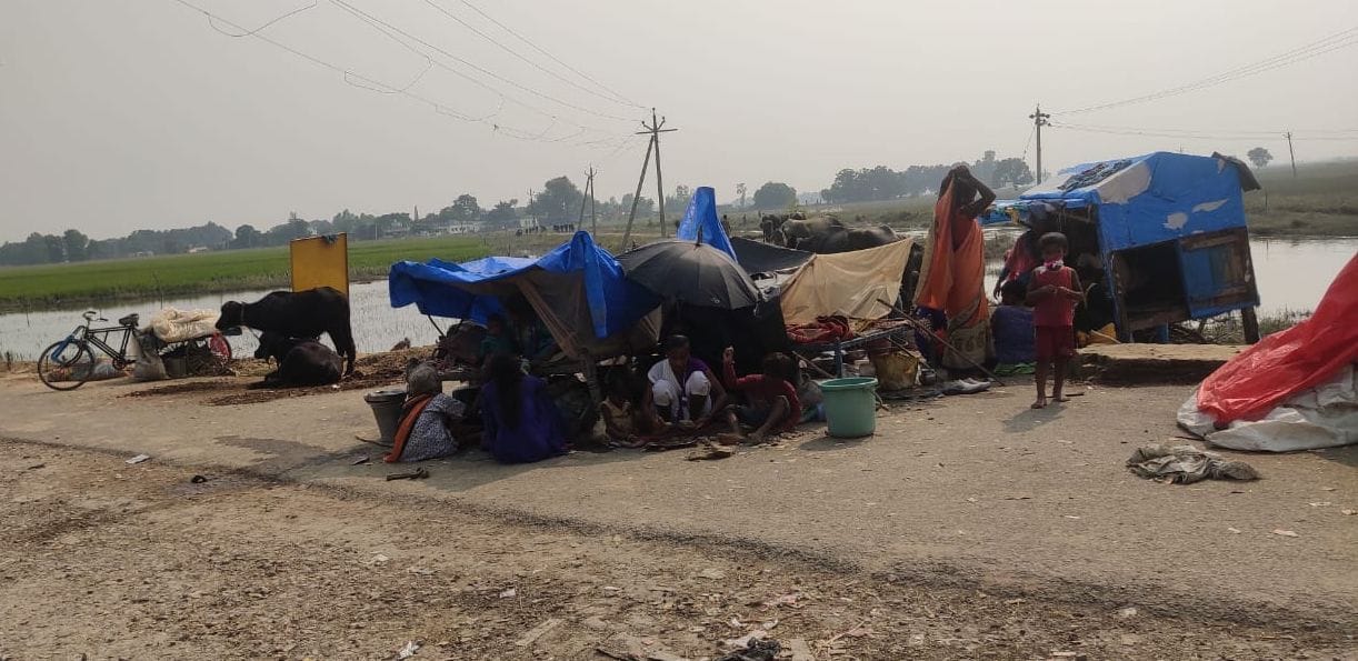 neither residence nor food arrangements for 4.5 lac flood victim