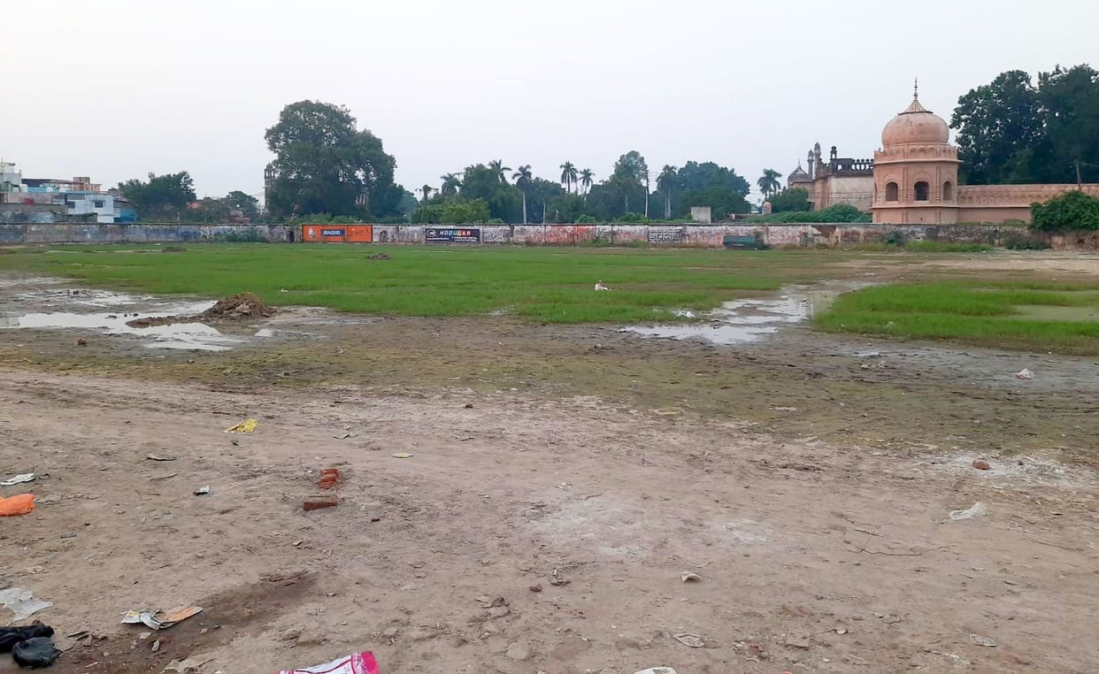 Cracker market staged in two grounds from 22 oct.