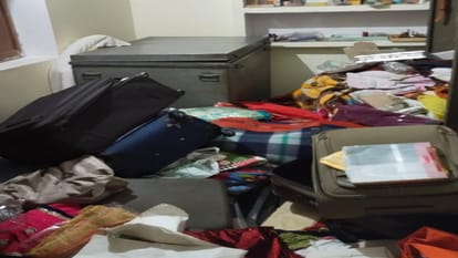 The family went to Delhi thieves searched the house and took away the DVR and hard disk of CCTV