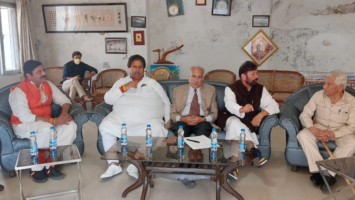 jammu kashmir opposition leader will go among public on issue of non local voters