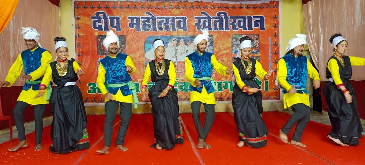 Rupsa Ramoti Ghungar Na Baja Chhama Cham...