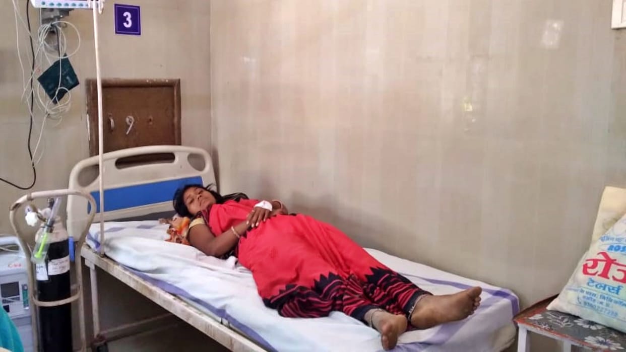 Mother-in-law fed up with taunts daughter-in-law drank kerosene in Damoh
