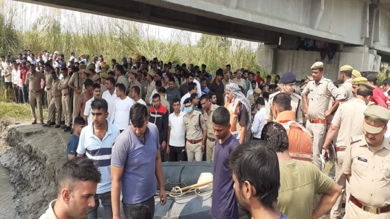 Meerut Hastinapur boat accident: 12 lives have been saved with the help of people