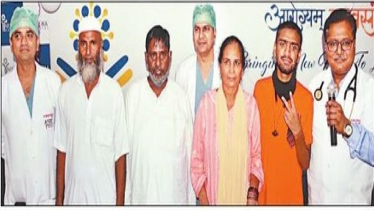 Ankur gets life from Akbar and Ali from Anita's kidney