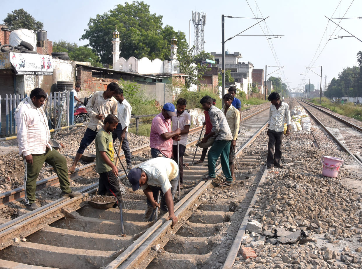 Work started on paper mill railway gate, people were upset