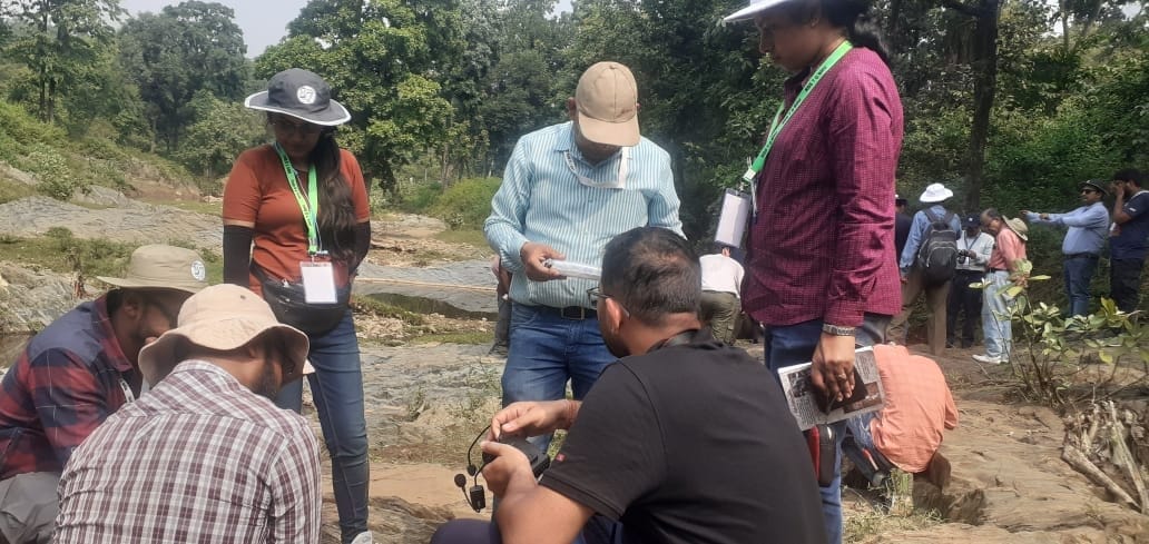 Stones found in Murdhwa are older than the fossils of Salkhan