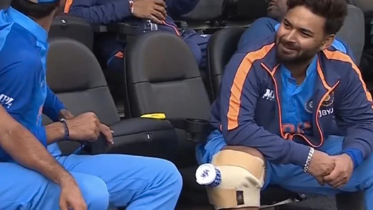 Rishabh Pant seen with heavily strapped right knee during IND vs AUS Practice Match raised Injury Concern