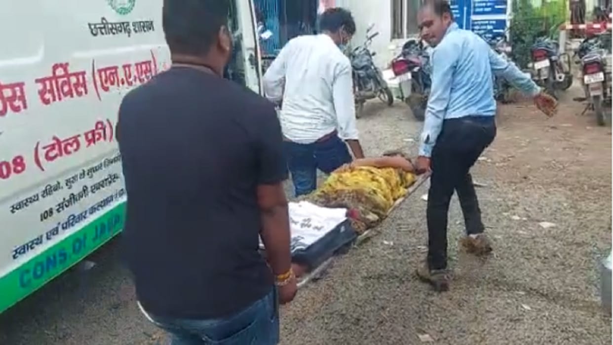 two killed in collision of two bikes and two injured in bilaspur