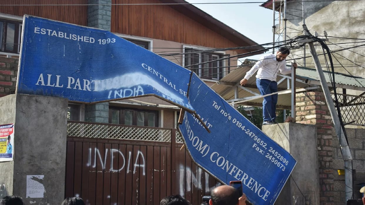 Ban on Tehreek-e-Hurriyat is the last nail in the coffin of separatism