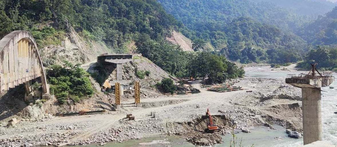 Tanakpur-Pithoragarh highway Chalthi bridge did not move even a step in a year