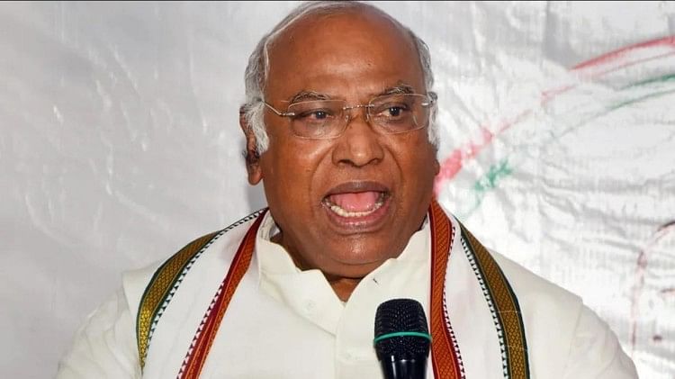 Parliament Updates Lok Sabha Rajya Sabha adjourned Mallikarjun kharge Slams Modi Govt over democracy in Hindi