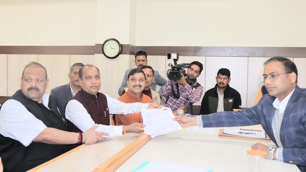 Himachal Election 2022: assets and income of cm jairam thakur, Prakash Choudhary and other candidates