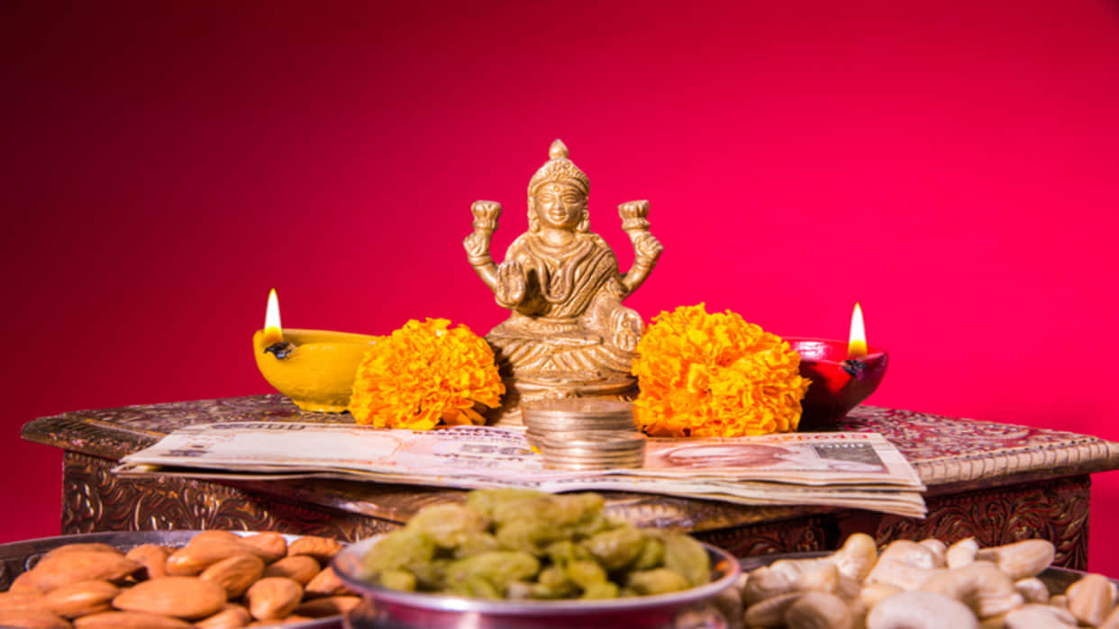 Diwali 2022 Laxmi Puja Prasad Recipe in Hindi Easy Barfi Sweet Recipe For Mata Laxmi