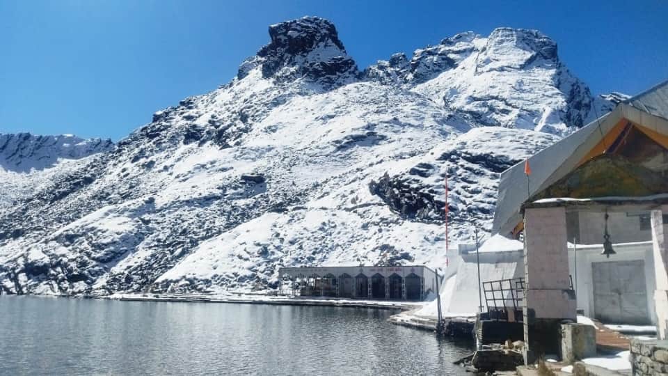 uttarakhand Weather News: Snowfall in hemkund sahib kedarnath and Badrinath