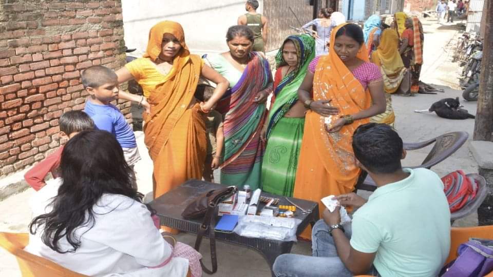 Diarrhea spread due to contaminated water more than 25 people sick in firozabad