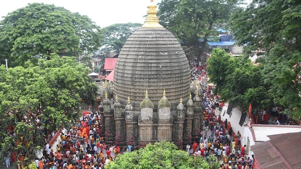 Chaitra Navratri 2023 News in Hindi Know How to Reach Kamakhya Temple During Navratri and Estimated Expenses