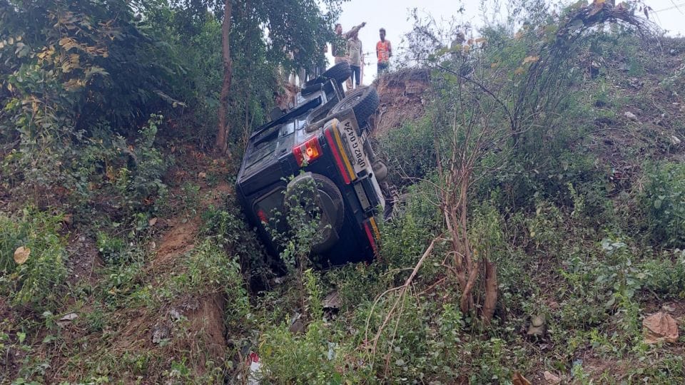 police car overturned in the ditch due to the driver taking nap in Etah