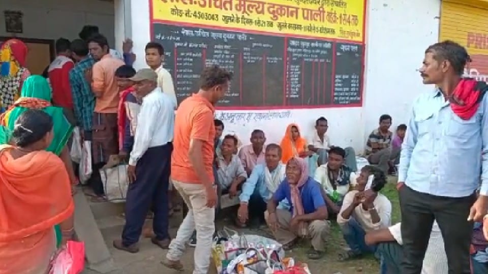Wheat is not being given to the poor in Umaria