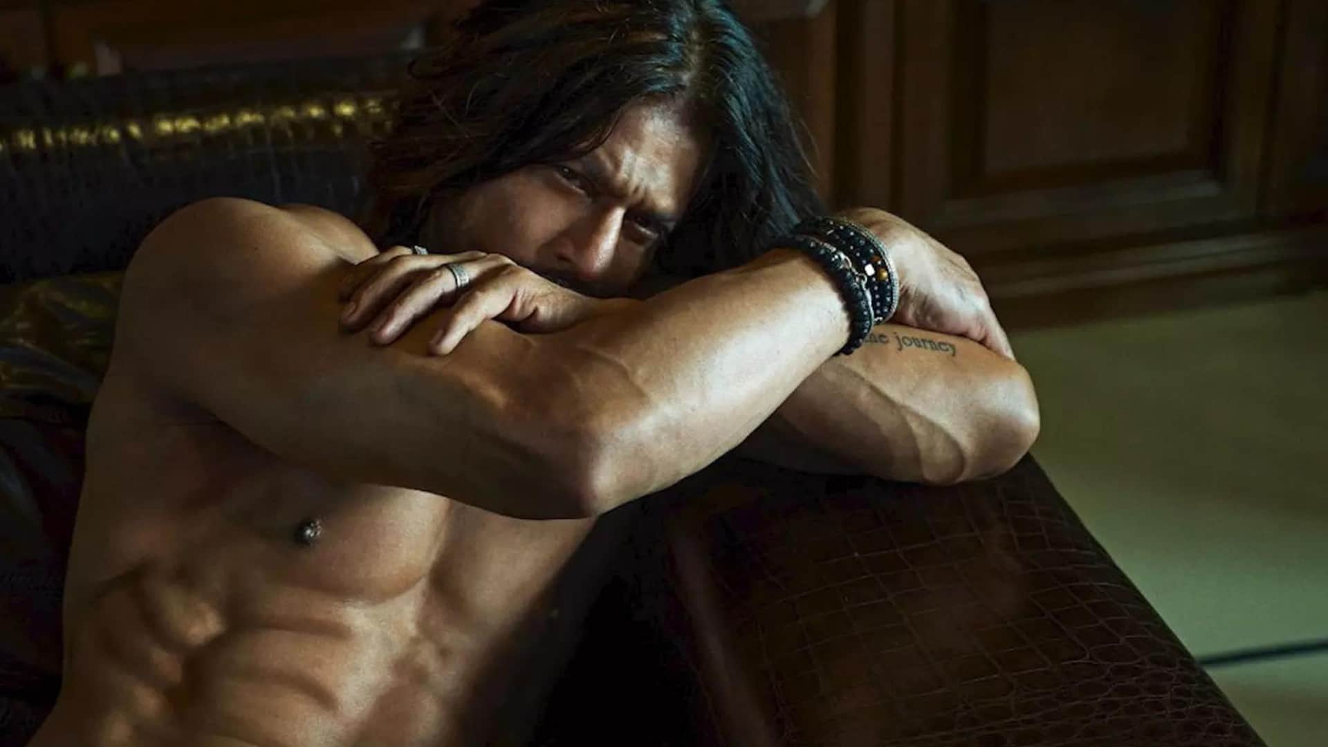 Pathaan Teaser Trending on Social Media Fans Claimed it will be release on Shah Rukh Khan Birthday