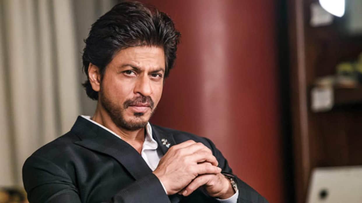 Shahrukh Khan Birthday Special know about king khan fight with salman khan sunny deol and how they patched up