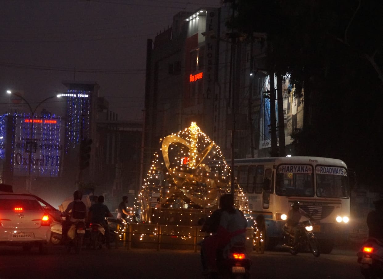 All the squares of the city will be lit on Diwali, 6 lakhs will be fought
