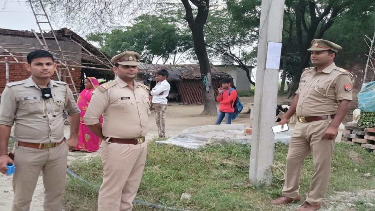 Varanasi Attachment notice pasted at the house of misdeed accused, Sindhora police reached