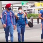 मेलबर्न पहुंची टीम इंडिया; बाएं से- अर्शदीप, शार्दुल, दीपक और मोहम्मद सिराज