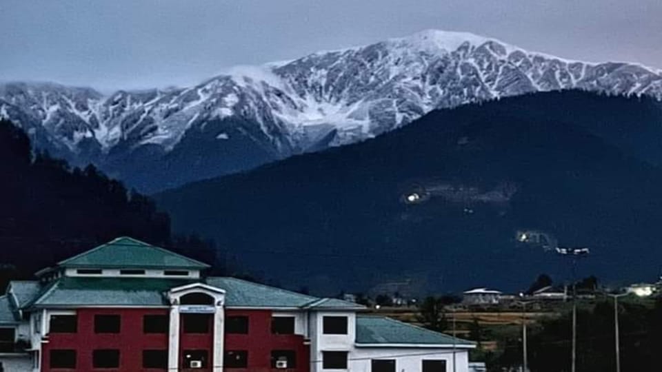 Snowfall in high areas kashmir clouds rain in plains winter before Diwali
