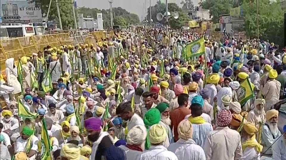 Bharti Kisan Union organises a rally outside residence of Punjab CM Bhagwant Mann