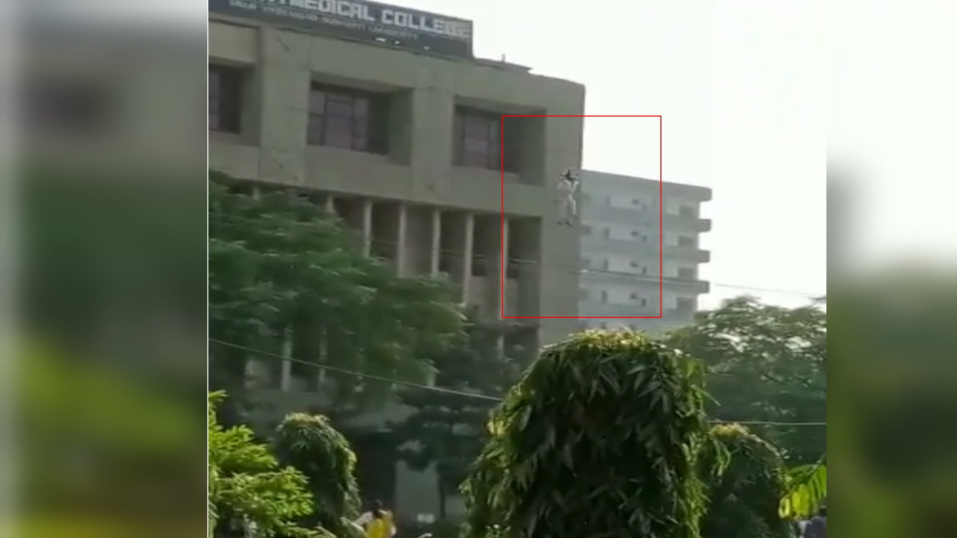 BDS student try committed suicide by jumping of fourth floor in Subharti Medical college