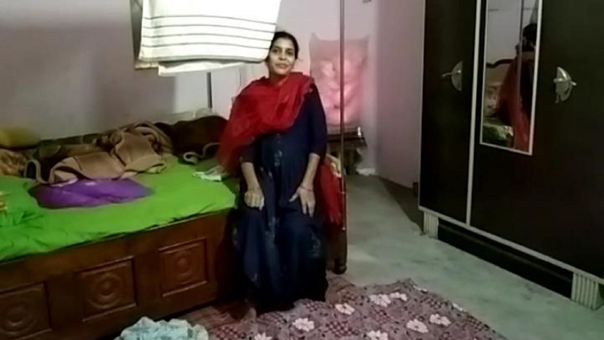 pregnant woman caught thief who entered house in korba