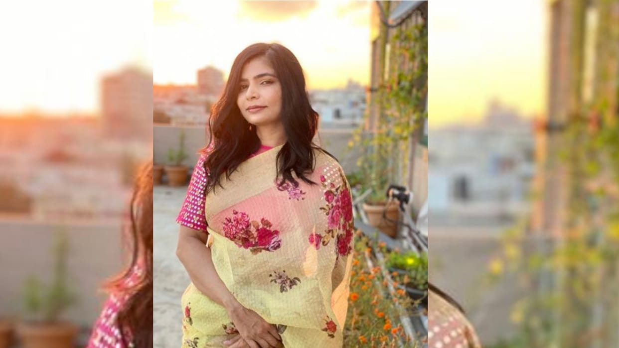 South actress playback singer chinmayi sripada gives answer those who doubting her pregnancy