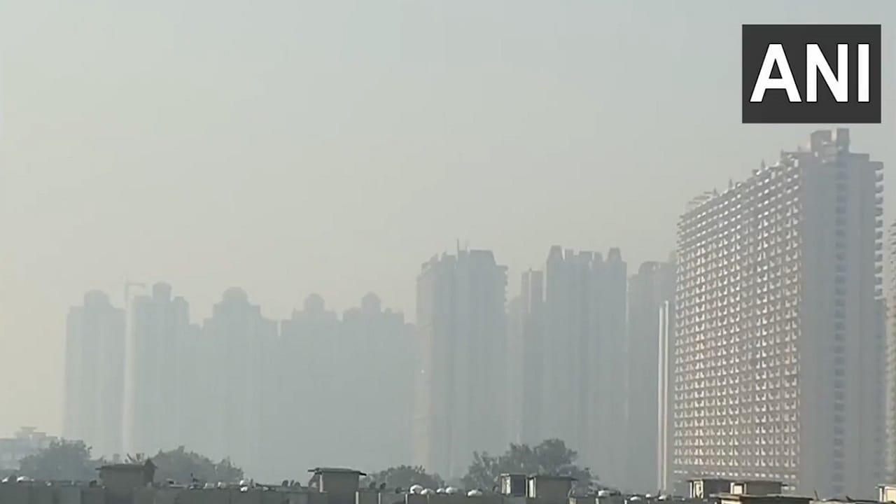 Delhi AQI Today Air Pollution Worsens In Delhi NCR On The Night Of Diwali