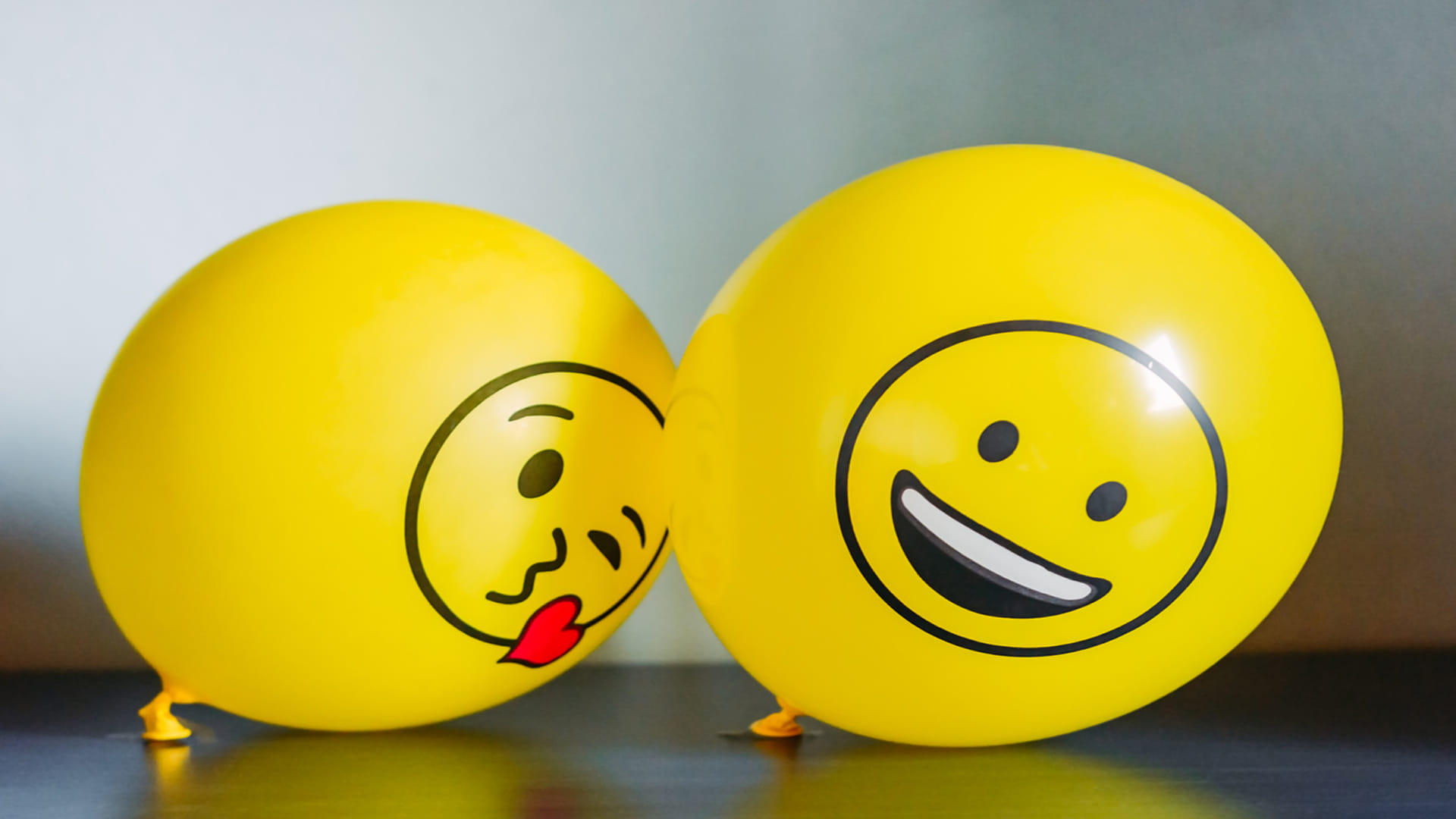 Hindi Jokes: When Santa got drunk and bumped into a monk Read Chutkule in Hindi