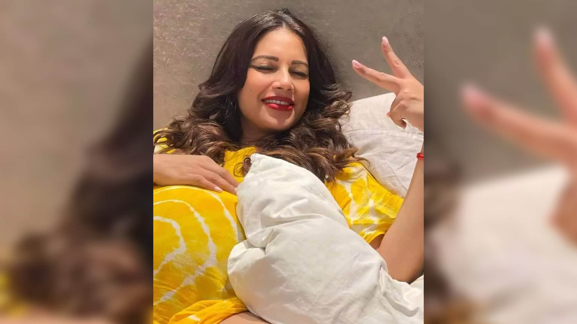 Bipasha Basu and Karan Singh Grover photo with child viral on social media