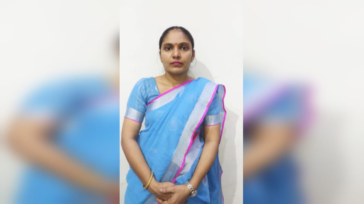 Pooja of Muzaffarnagar topped in UPPSC exam