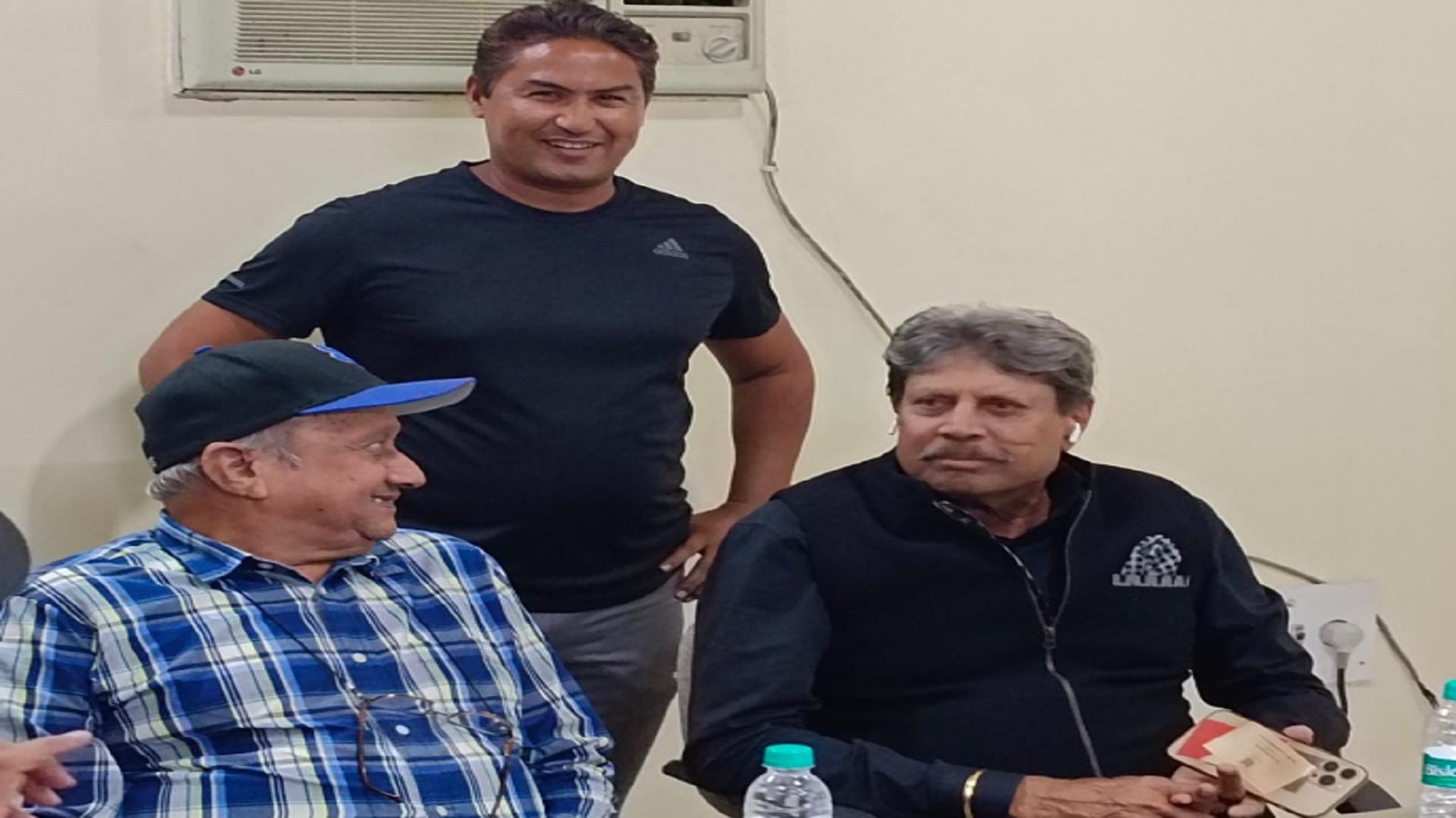 Meerut: Kapil Dev said Bhuvi's swing continues, Pakistanis will not stand in front of him